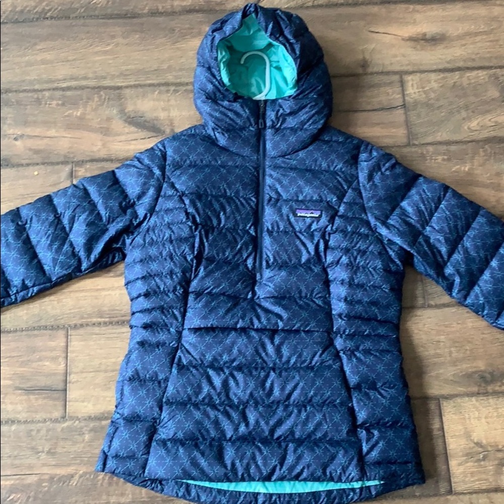 Patagonia Navy Down Sweater Hooded Pullover Jacket